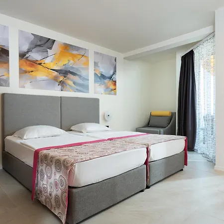 Sh Dolce Mare Hotell 4*